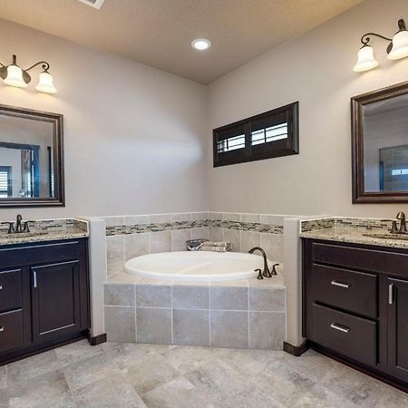 Turtleback Oasis - Minutes To Lake, Hot Springs, Golf - Luxurious, Spacious And Equipped Elephant Butte Eksteriør billede